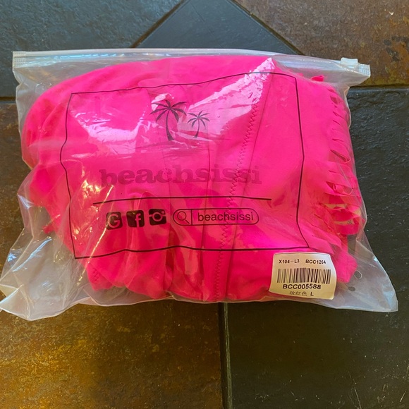 NWT Beachsissi Swimsuit -Large - Picture 7 of 7
